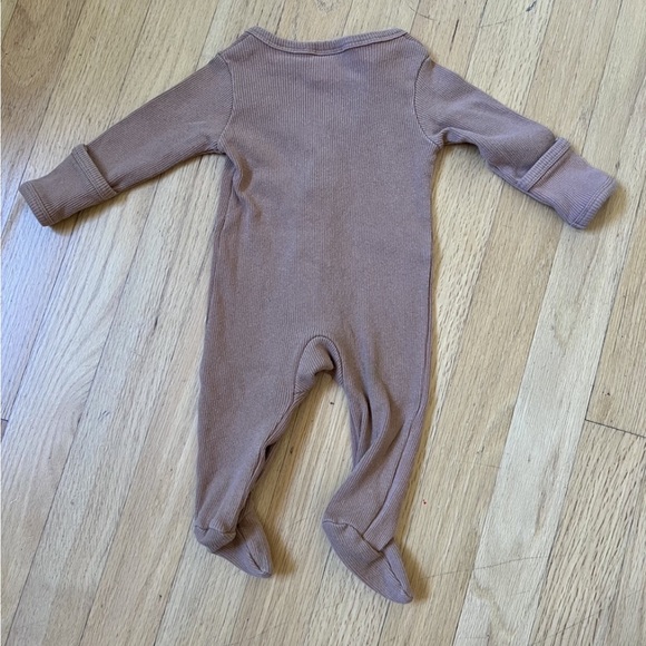 Mebie Baby Cotton Snap Footed Onesie- Camel, 3-6m - Picture 6 of 7